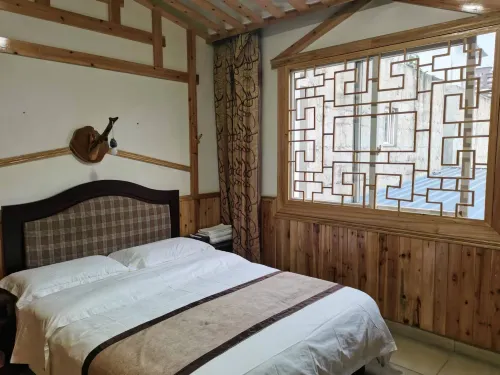 Yixuan Light Travel Hotel (Chengdu Xipu Metro Station Branch)