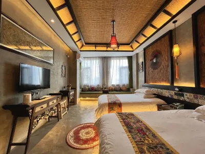 Yixunli Theme Hotel