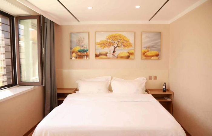 Luobei Munianzhixia Hotel
