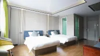 Xinrui Business Hotel, Taixing