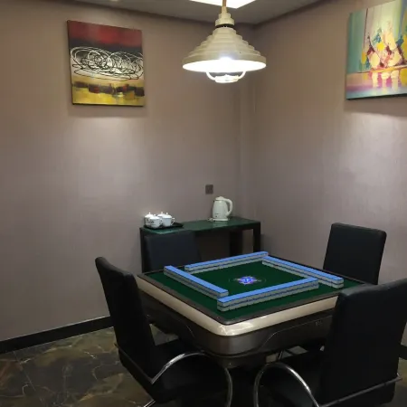 Chongyang Longteng Hotel