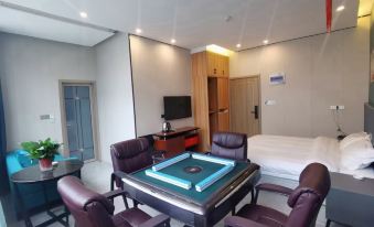 Zhengzhou Yulong Hotel