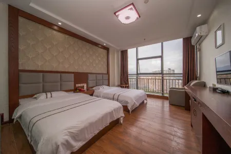 Yari Hotel Of Chi Shui Отели рядом с достопримечательностью «Chishui Ancient City Wall»