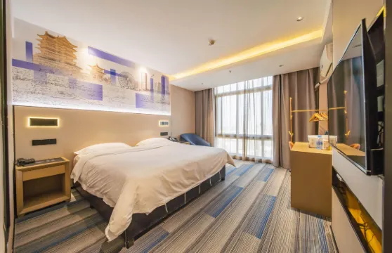 萬載希縵·圖蘭朵酒店（萬載二中店）