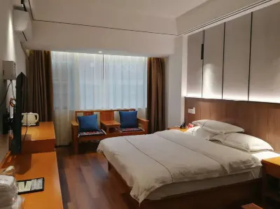 Fukanju Hotel (Tiger Leaping Gorge) Các khách sạn gần Development Zone Passenger Transport Terminal