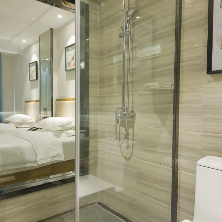 Ruishiting Shangpin Hotel (Kongtong District South Gate Shizi)