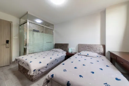 Yancheng Yueliang Hotel Hotels near Yancheng Railway Station