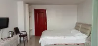 Yicheng Shuangwei Hotel