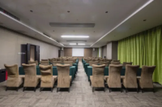 福隆ホテル（平江南江鎮）