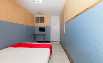 Hongxin Hostel