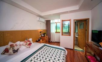 Xijiang Qianhu Miaozhai Ruyun Bieyuan Hotel (No.1 Fengyuqiao Branch)