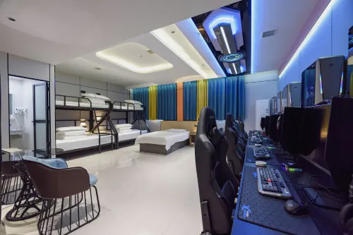 Jinzuo E-sports Homestay (Linyi Huitong Darunfa)