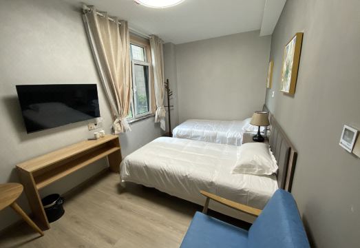 진이순 비즈니스 호텔 외관