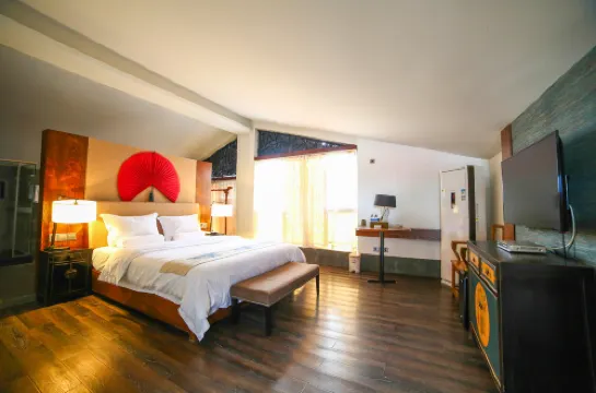 南寧回舍客棧（廣西經貿學院青秀山店）