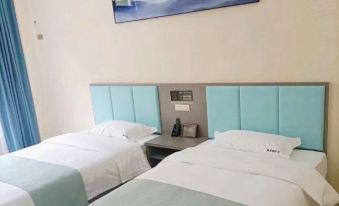 Shennongjia Cradle Lake Homestay