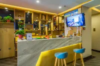 City Oriental Hotel (Tianjin Tanggu Steel Pipe Company Light Rail Station)