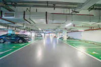 Holiday Inn SHAOGUAN DOWNTOWN by IHG - parking