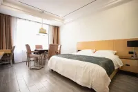 Liuyang Platinum Hotel (Liuyang Economic Development Zone Bus Station) Hotels near Beisheng Station (Renmin Road)