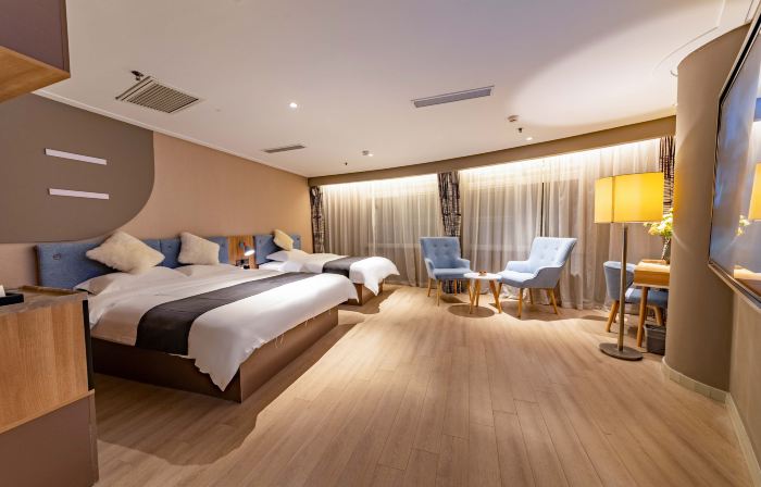 Grey Whale Smart Hotel (Baoding Train Station)