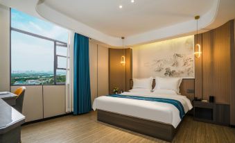TukE China Light Residence Hotel
