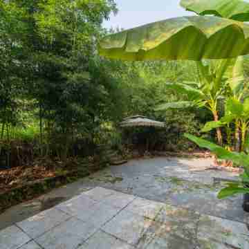 Moses  Hostel Hotel Exterior