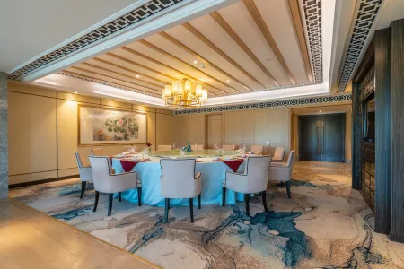 Lakeside Hotel Отели рядом с достопримечательностью «Fuzhou University Zhicheng College»