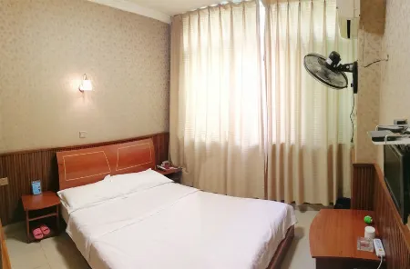 Mianyang Jule Hotel Отели рядом с достопримечательностью «Mianyang Science and Technology Museum»