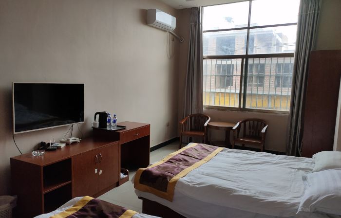 Lushan Xinwen Hotel