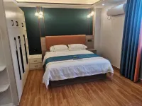 Huifeng Hotel (Yangjiang Hailing Island Branch)