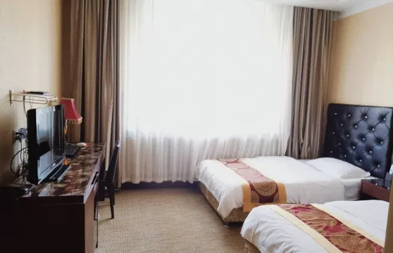 牙克石遠大嶺上人賓館