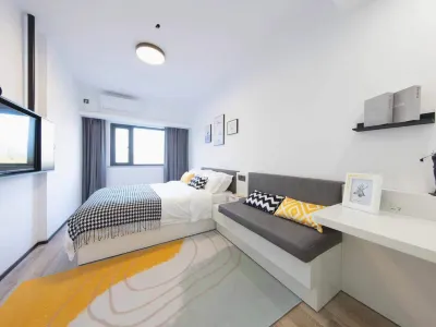 CJIA Apartment (Changjiang South Road Subway Station) Hotel di Kawasan Industri Baosteel