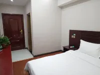 Yipai Chain Hotel (Qixian County Middle School Shop)