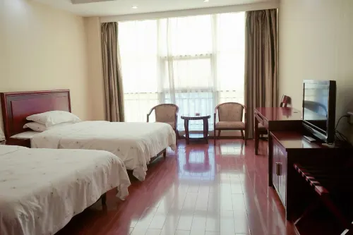 Longteng Business Hotel, Ji'an - Inns