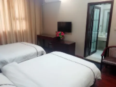 Xixia Mountain City Hotel