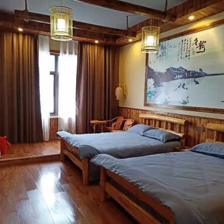Rongshe Hostel