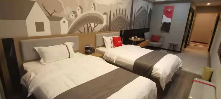 Shankee Hotel (Dahongshan Shopping Plaza) Hotels in Sui County
