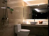 Qingchun Holiday Chain Hotel Hotels in Pucheng