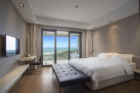 Yuebai Seaview Holiday Beauty