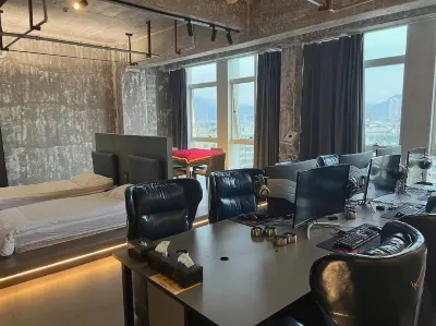 QiuQiu E-sports Hotel