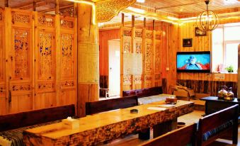 Blue Bird·Tibetan Hostel