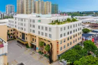 Island Hotel