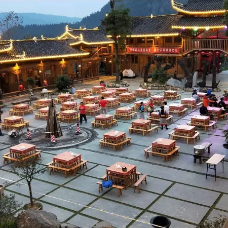 Fengxiang Yaozhai Hotel