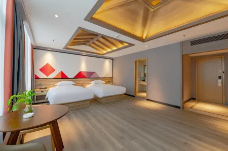 Borrman Hotel (Yibin Daguanlou Guanying Ancient Street) Отели рядом с достопримечательностью «Yibin Vocational and Technical College»