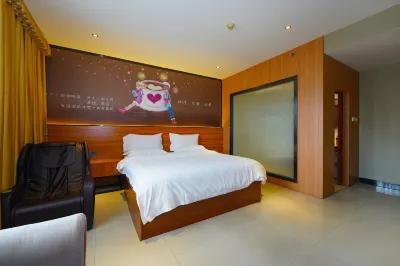 Ruiyi Theme Hotel (Nanning Anji Bus Station) Hotel in zona Anji Passenger Transport Terminal