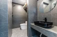 Xiaolanjing Electro-sports Hotel (Zibo Hongcheng International Shop) - Esports