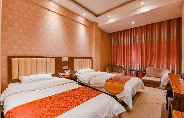 Shenqiu Golden Apple Hot Spring Hotel