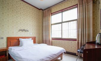 Huixian Zhongyi Inn