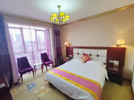 Guilin Liyin Holiday Hotel (North Railway Station Branch) Отели в г. Линчуань
