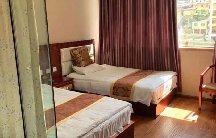 Xinlong Wangjiang Business Hotel