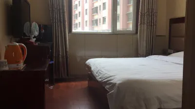 Datong Sunny Business Hotel Hotel dekat Xiongshi Sanchuan